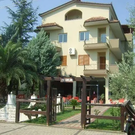Hotel Artur 3*